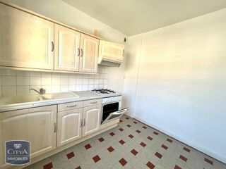  Maison à louer 2 pièces 43 m² St-ferreol-d'auroure