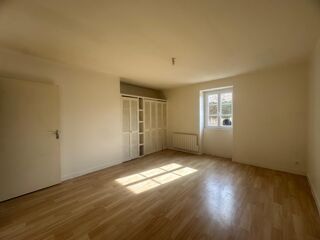 location Maison - 4 pièce(s) - 93 m² Prissé (71960)