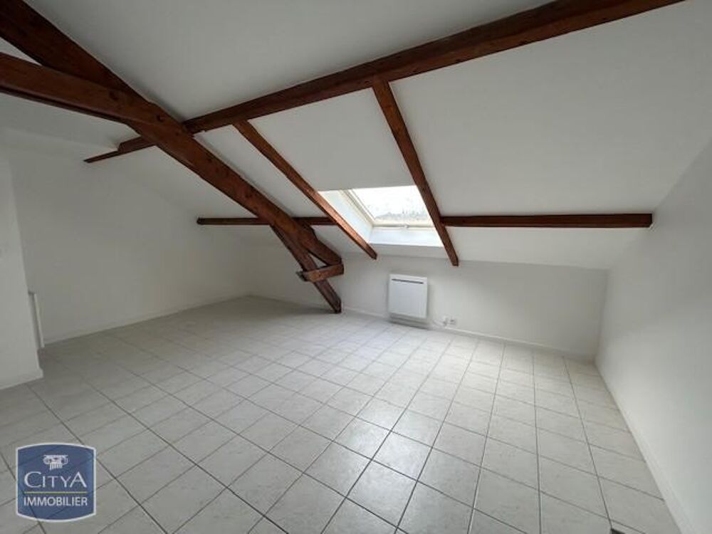 location Appartement - 2 pièce(s) - 25 m² Corbeil-Essonnes (91100)