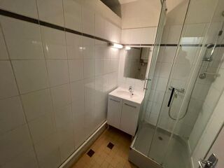  Appartement à louer 1 pièce 27 m²