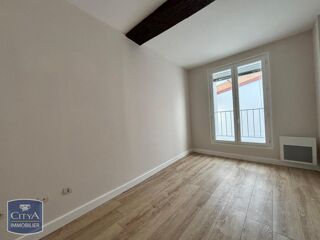  Appartement à louer 2 pièces 45 m²