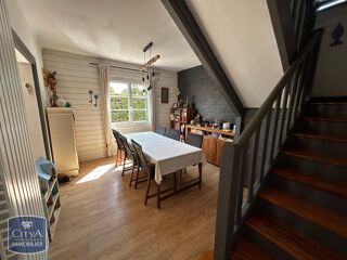  Maison à louer 5 pièces 109 m²