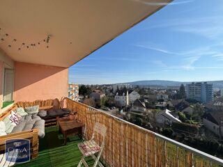  Appartement à louer 3 pièces 66 m²