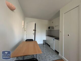  Appartement à louer 1 pièce 28 m²