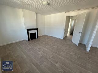  Appartement à louer 2 pièces 62 m²