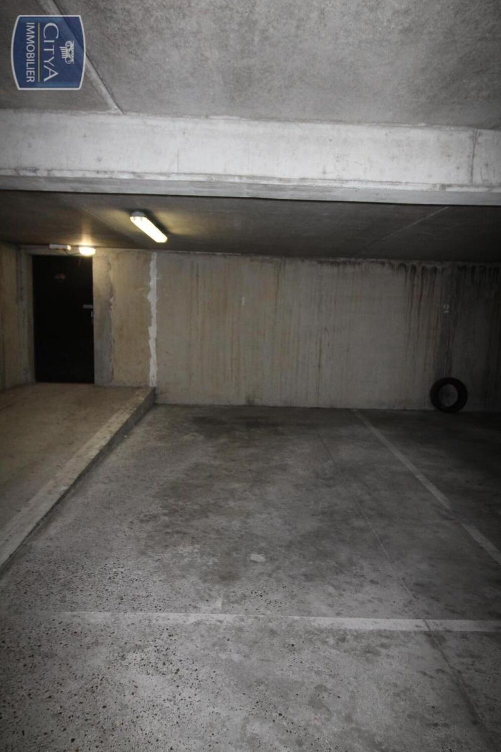 location Parking / Garage Cambrai (59400)