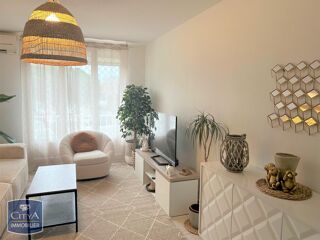  Appartement à louer 3 pièces 58 m²