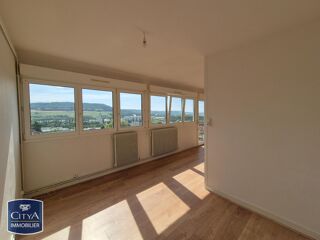  Appartement à louer 4 pièces 69 m²