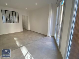 location Appartement - 2 pièce(s) - 56 m² Aix-en-Provence (13100)
