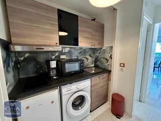  Appartement à louer 1 pièce 28 m²