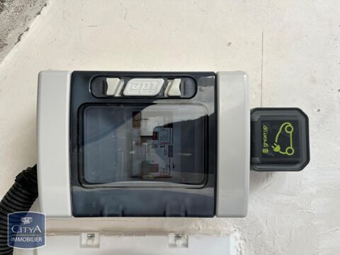  Parking / Garage  louer 