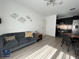  Appartement à louer 3 pièces 52 m²