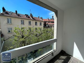  Appartement à louer 3 pièces 69 m²