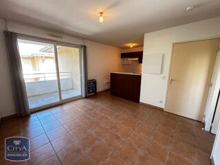  Appartement à louer 2 pièces 37 m²
