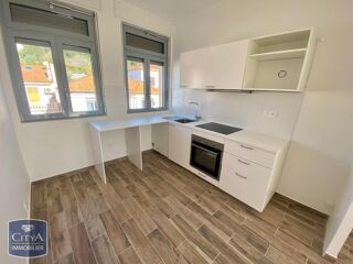  Appartement à louer 3 pièces 57 m²