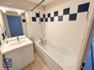  Appartement à louer 2 pièces 48 m²