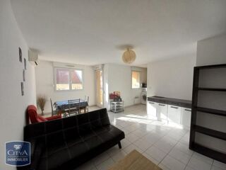  Appartement à louer 2 pièces 52 m²