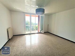  Appartement à louer 3 pièces 61 m²