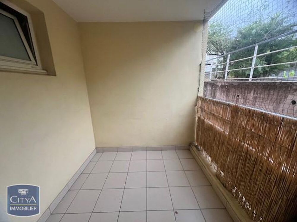 location Appartement - 1 pièce(s) - 23 m² La Possession (97419)