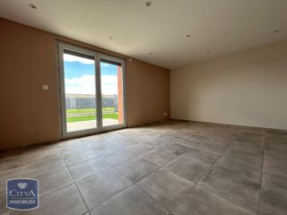  Appartement à louer 4 pièces 101 m²