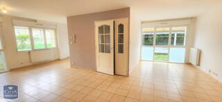  Appartement à louer 4 pièces 99 m²