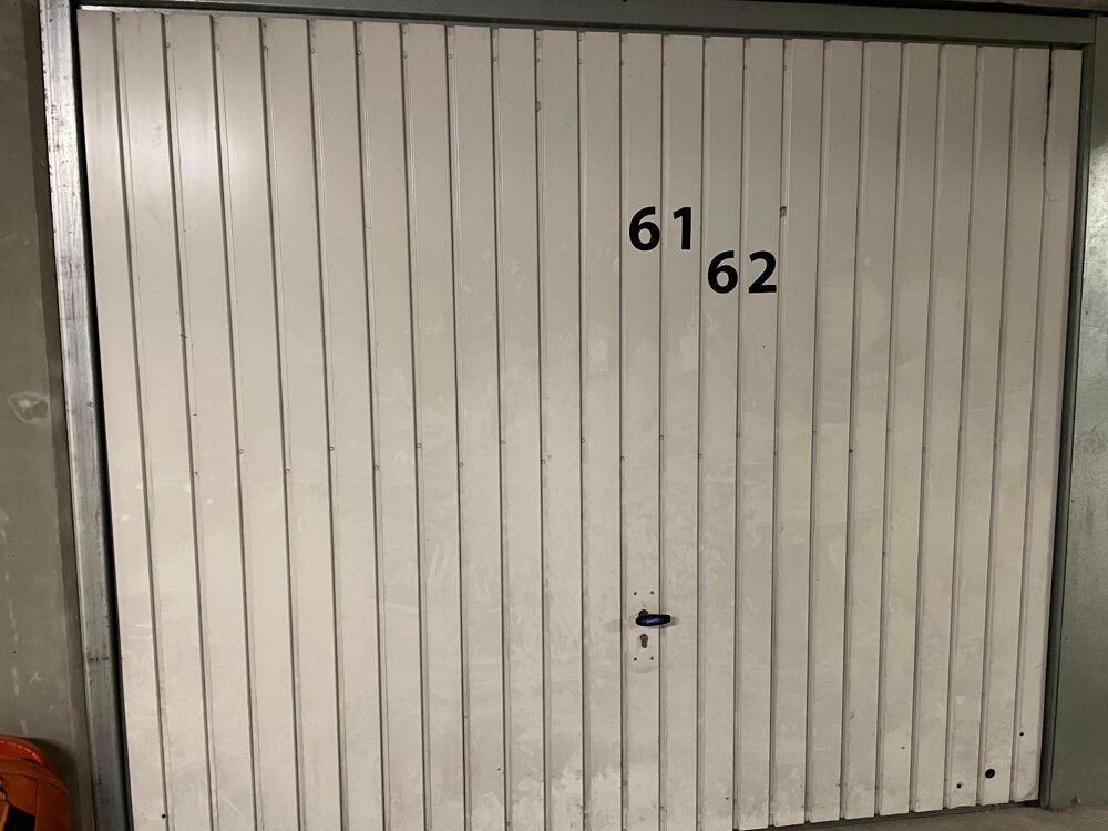 vente Parking / Garage Décines-Charpieu (69150)