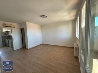  Appartement à louer 3 pièces 52 m²