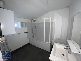  Appartement à louer 3 pièces 67 m²