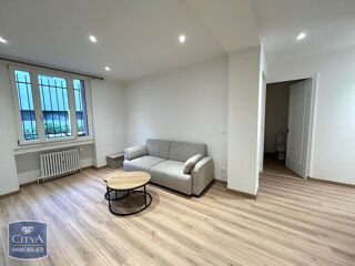  Appartement à louer 3 pièces 68 m²