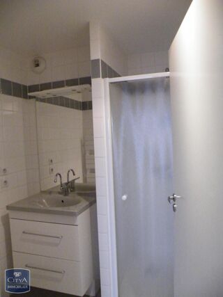 Appartement � louer 4 pi�ces 104 m�