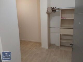  Appartement à louer 1 pièce 37 m²