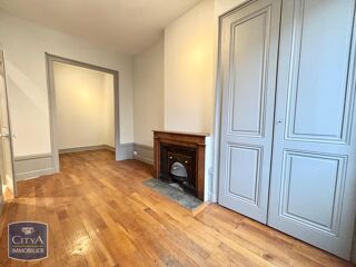  Appartement à louer 1 pièce 32 m²