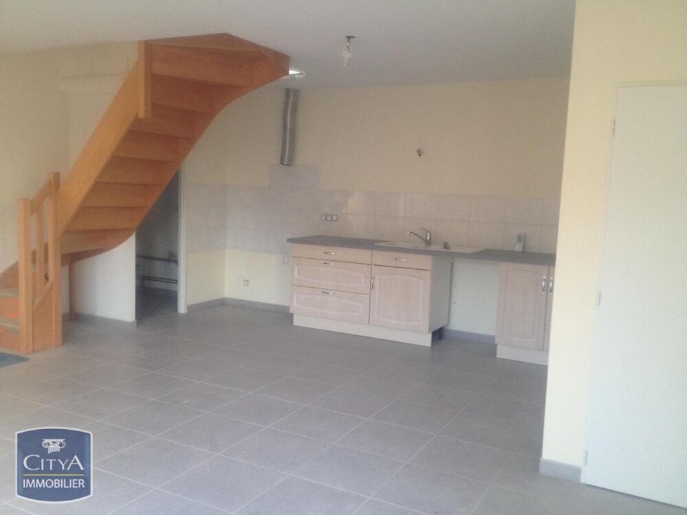 location Maison - 4 pièce(s) - 81 m² Cissé (86170)
