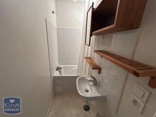 location Appartement - 3 pièce(s) - 47 m² Bourges (18000)