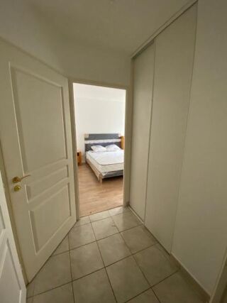 location Appartement - 2 pièce(s) - 46 m² Décines-Charpieu (69150)