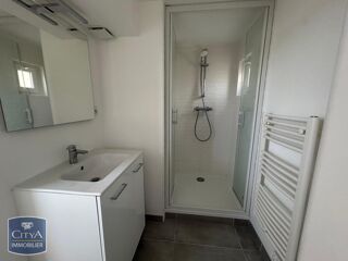  Appartement à louer 3 pièces 60 m²