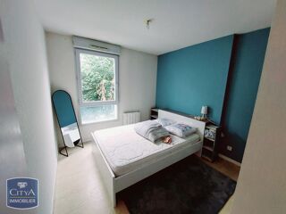  Appartement à louer 3 pièces 65 m²