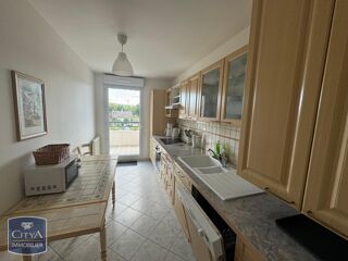  Appartement � louer 4 pi�ces 80 m�