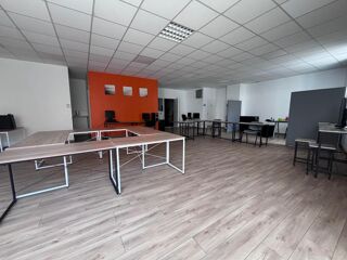  Vente / Local Commercial - 117 m² Aubenas (07200)