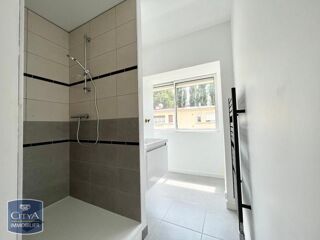  Appartement à louer 3 pièces 56 m²