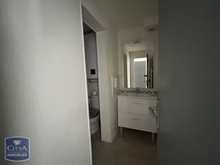  Appartement à louer 2 pièces 32 m²
