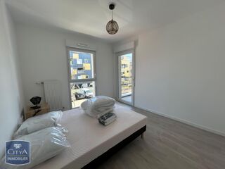  Appartement à louer 3 pièces 61 m²