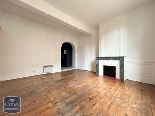  Appartement à louer 2 pièces 62 m²