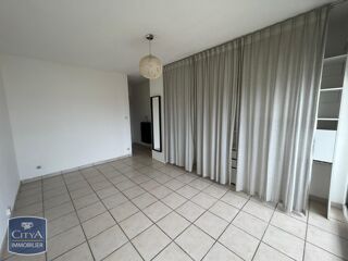  Appartement à louer 1 pièce 19 m²