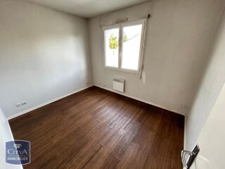  Appartement à louer 3 pièces 55 m²