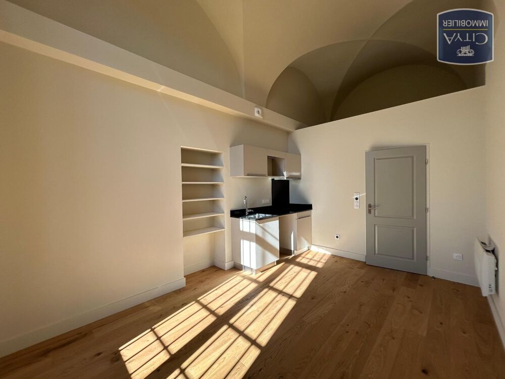 location Appartement - 1 pièce(s) - 24 m² Dole (39100)