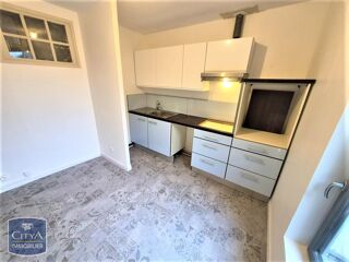  Appartement à louer 4 pièces 89 m²