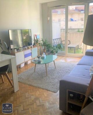  Appartement à louer 2 pièces 49 m²