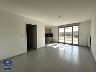  Appartement à louer 3 pièces 60 m²