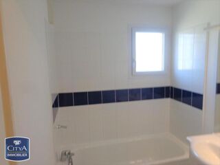  Appartement à louer 3 pièces 56 m²